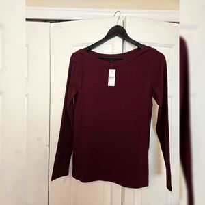 Ann Taylor Red Fitted Long Sleeve Top